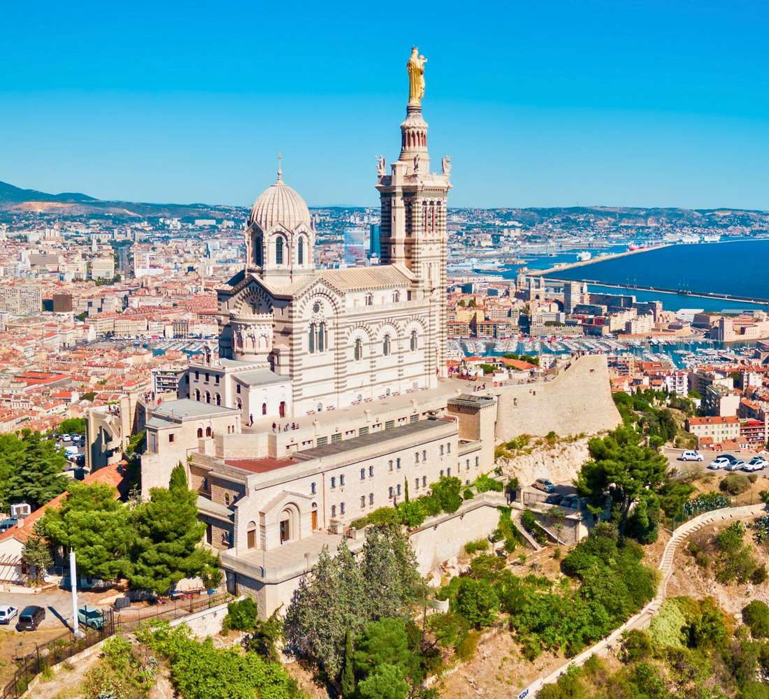 Tours en bus hop-on hop-off à Marseille, France – Bus à toit ouvert, attractions principales et annulation gratuite en 2025